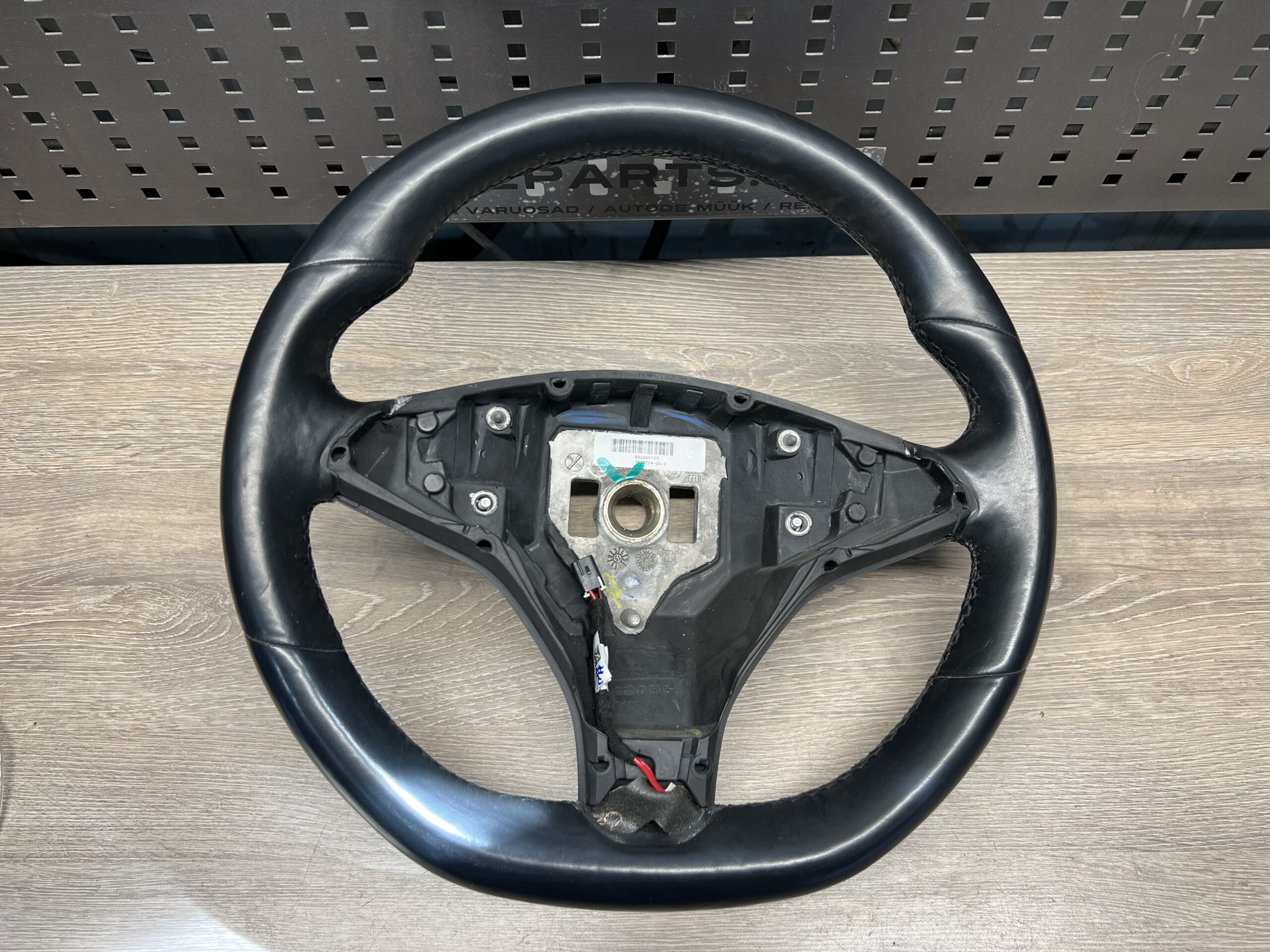 Tesla Model S Rool