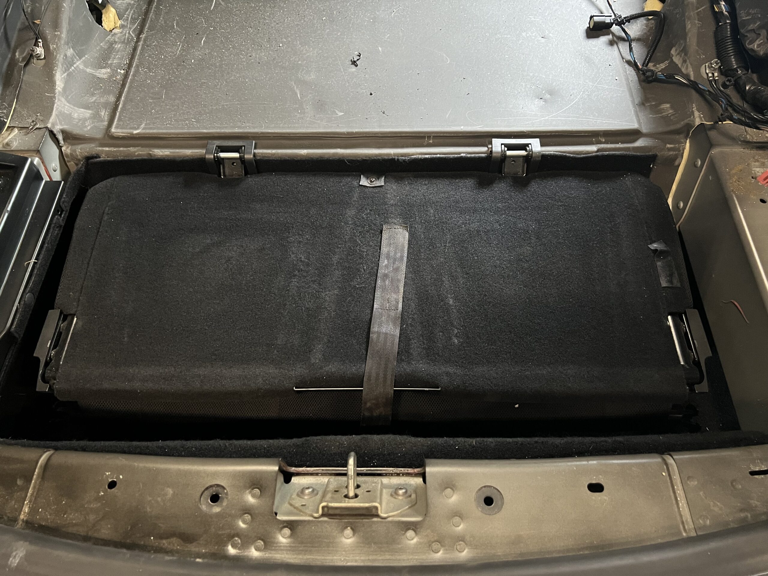 Tesla Model S Kolmas Istmerida - Image 2