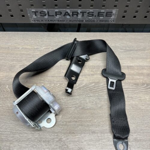 Tesla Model S Rear Seatbelt