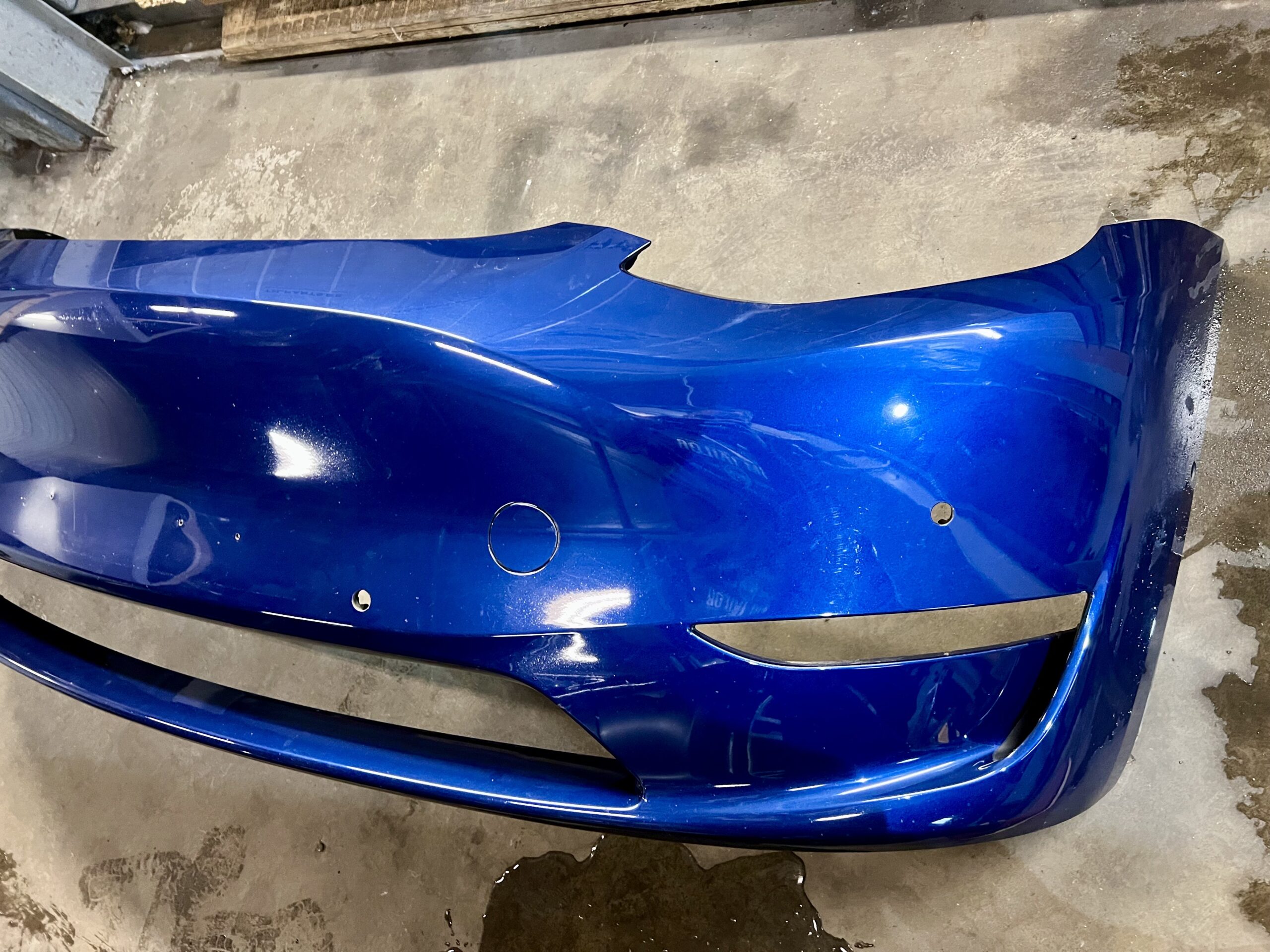 Tesla Model Y Esistange